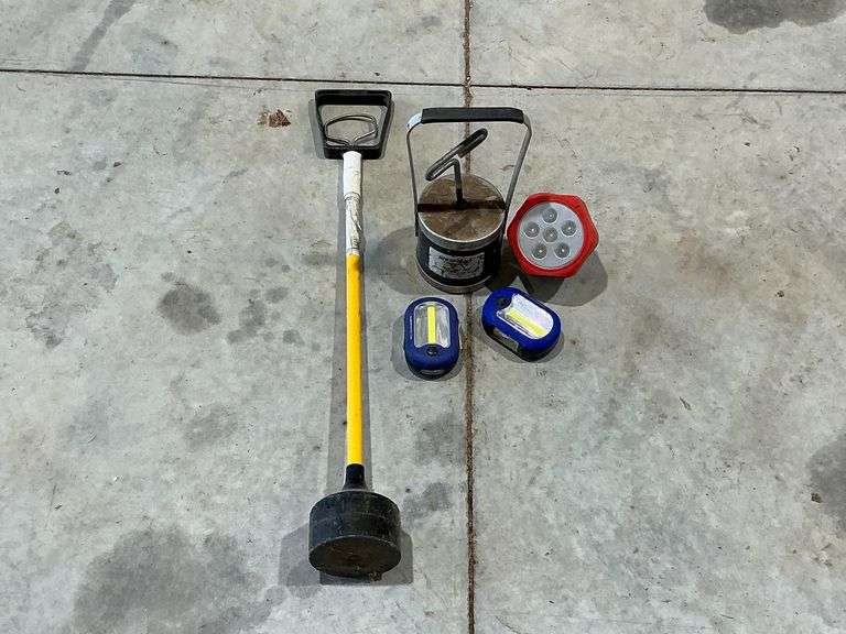 Pair of magnetic pick up tools image