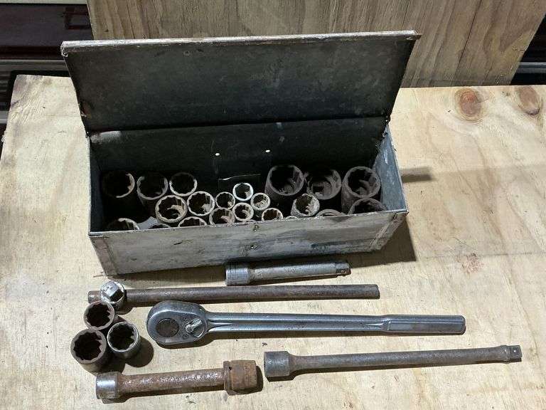 3/4" drive ratchet, unknown brand. image