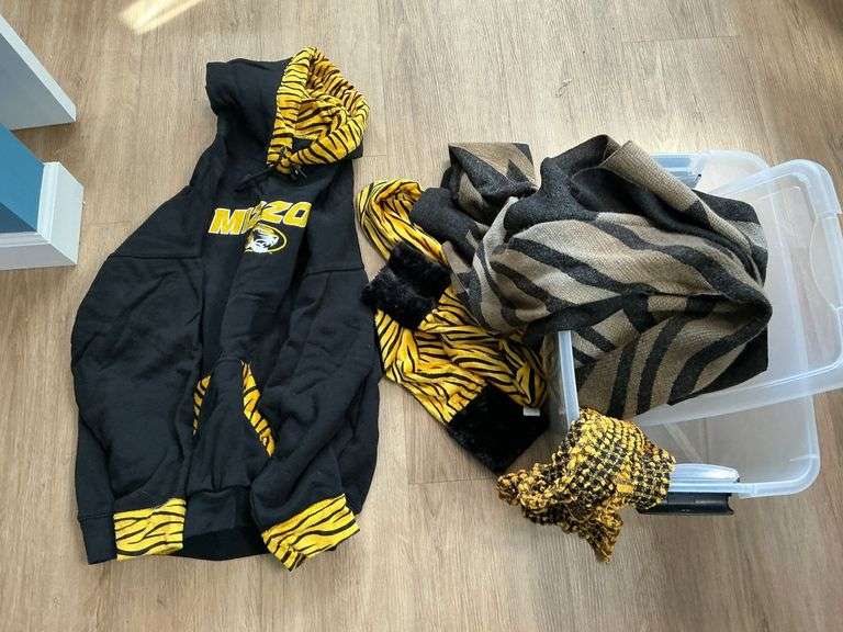 Mizzou apparel image