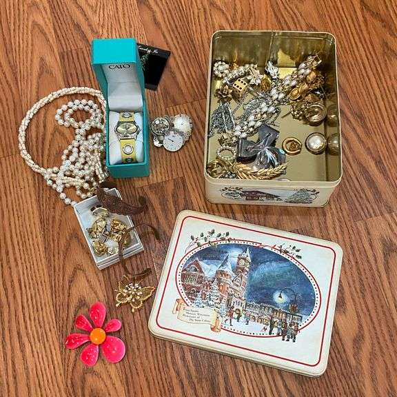 Costume jewelry in a tin image
