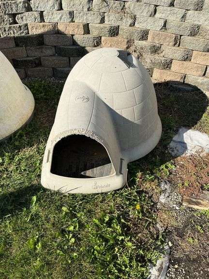 Indigo Petmate dog house image