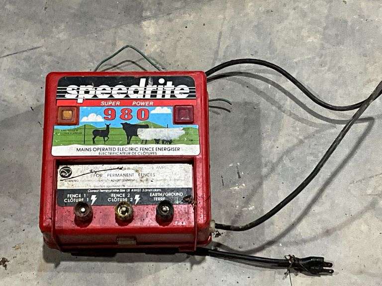 Speedrite 980 Super Power Fence energizer, 110-120V image