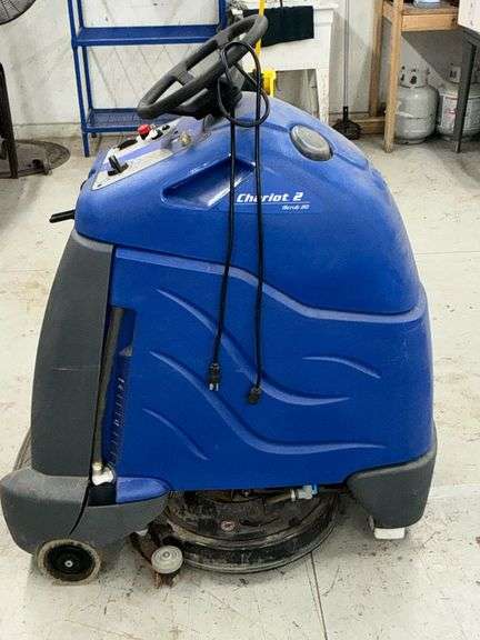Chariot 2 iScrub 20 motorized floor scrubber image