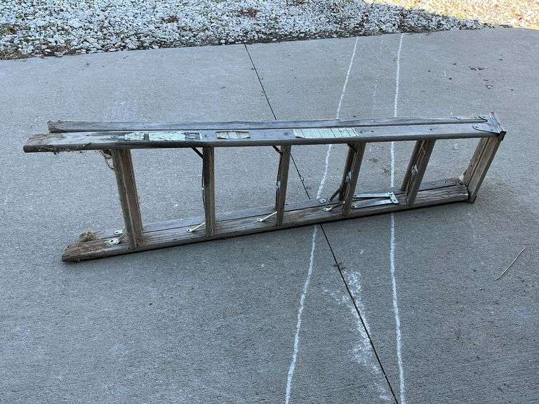 6' wooden step ladder, 300 lb. capacity. image