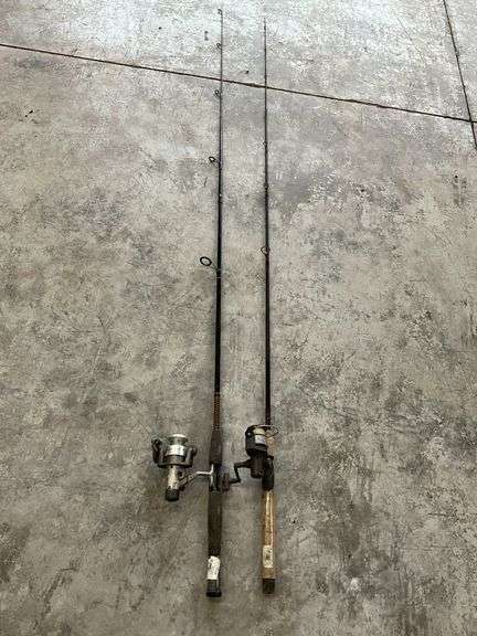 Abu Garcia open face reel with 6'6" Rapala rod image