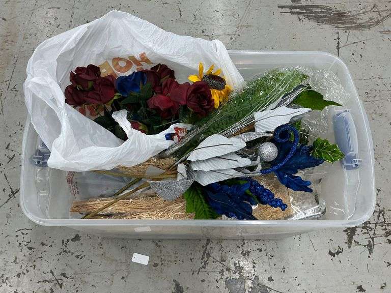 Tote of ivy, greenery, roses, floral picks image