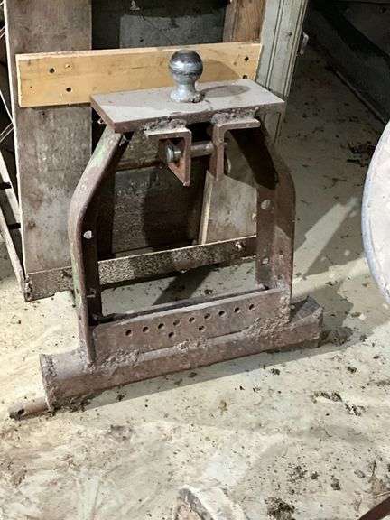 Homemade 3-point lift/gooseneck trailer hitch image