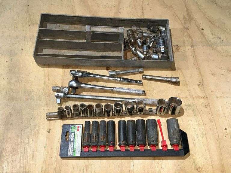 1/2" drive sockets, ratchets, breaker bar image