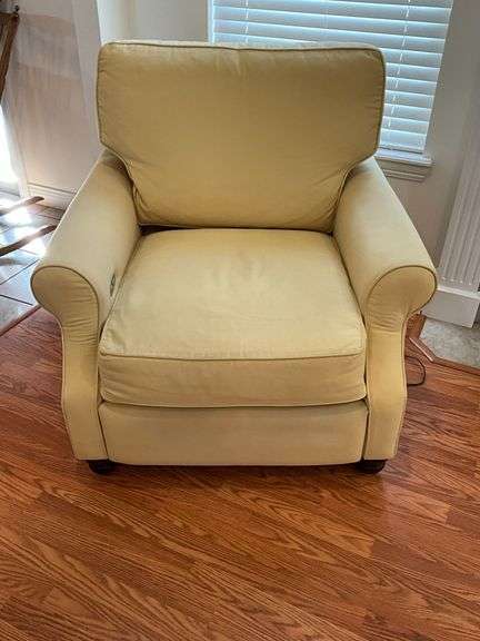 Raffel electric chair with USB port, Made in USA by Ultra-Mek, Inc. image