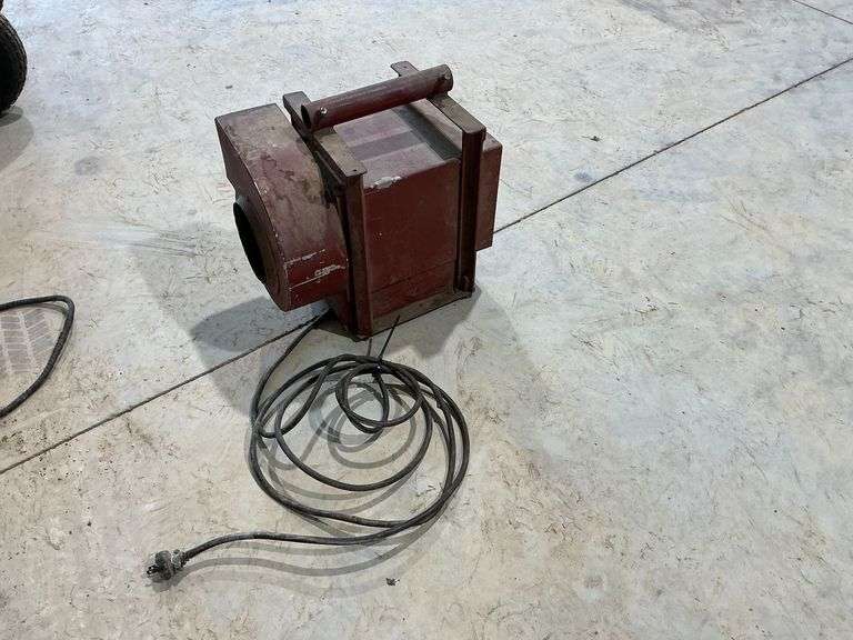 Squirrel cage fan, 110 volt, toggle switch image