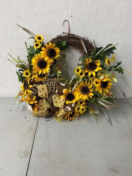 Sunflower wreath image