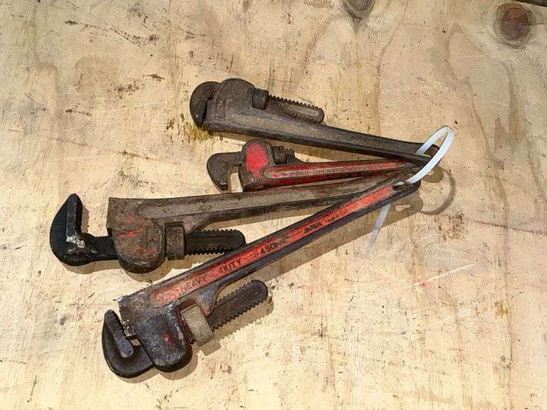 Pipe wrenches up to 18", Ridgid and others. image