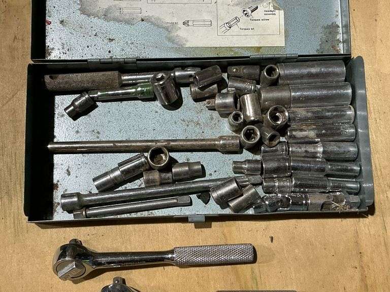 Assortment of 1/4" drive, ratchets, sockets image