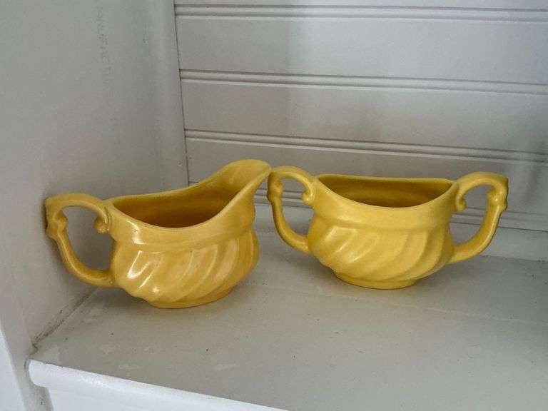 USA No. 518 & 519 cream and sugar. image