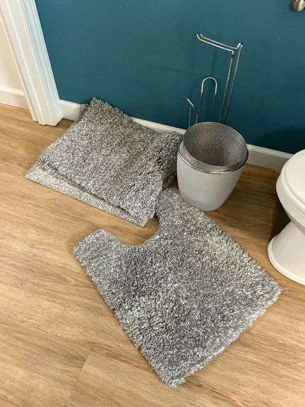 Bathroom rugs image