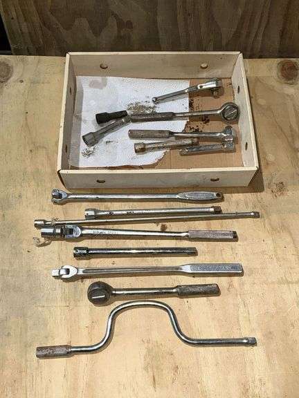 1/2" drive, breaker bars, ratchets, extensions image