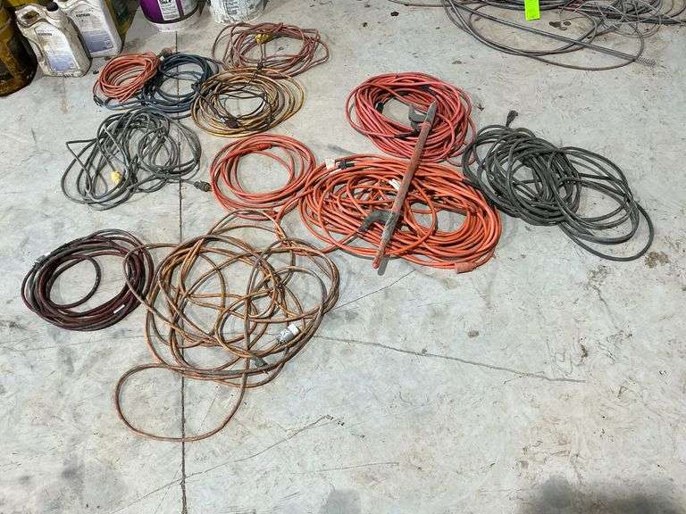 Extension cords up to 100' image