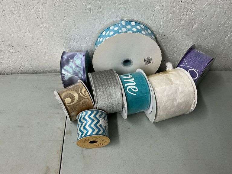 Welcome wired ribbon, polka dot, faux fur, etc. wired ribbon image