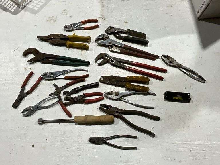 Tin snips, adjustable pliers, electrical pliers, multi-tool, etc. image
