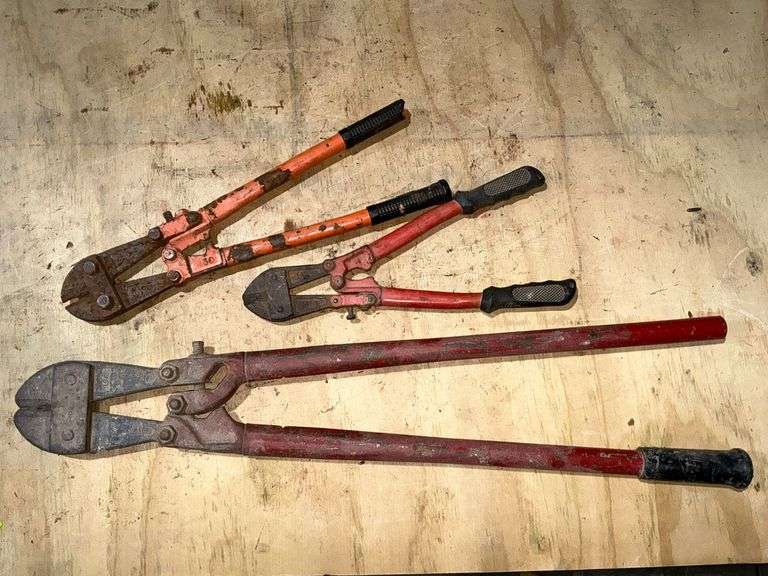 3 bolt cutters up to 36". image