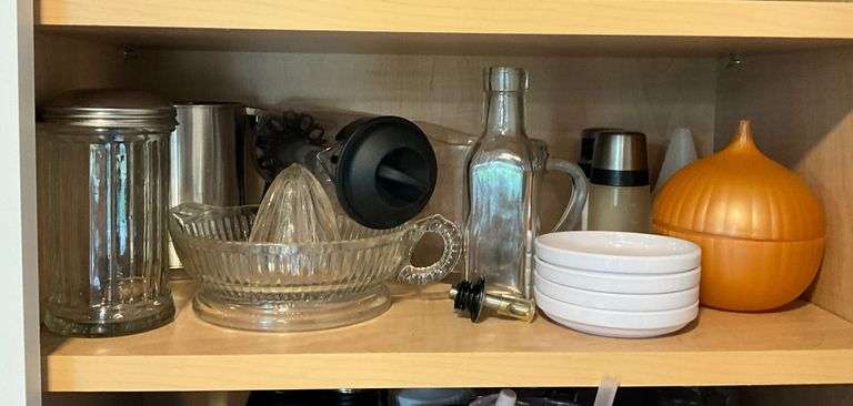 Sugar shaker, reamer, onion keeper, etc. image