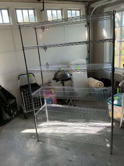 Adjustable wire rack image