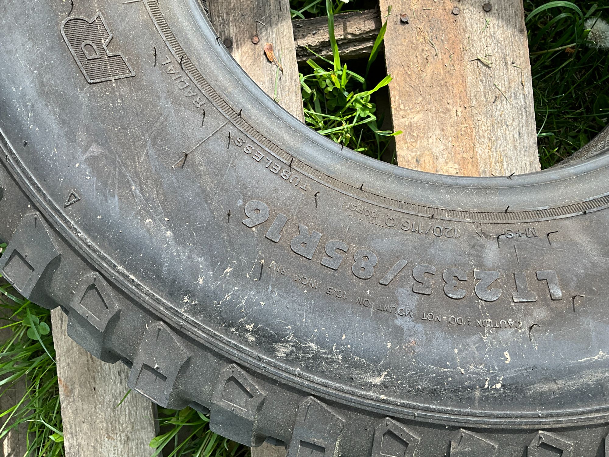 Lot image 3