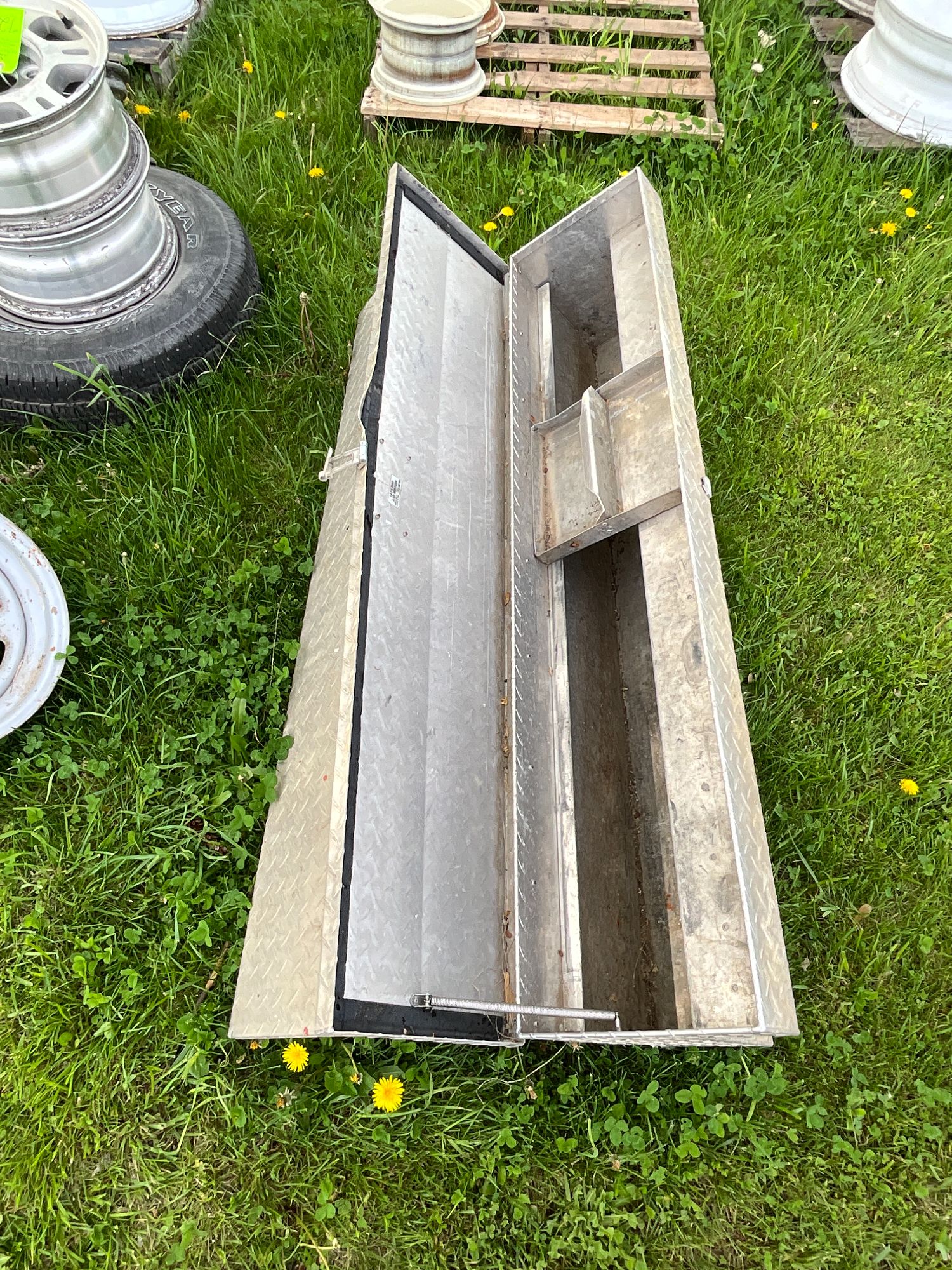 Lot image 1