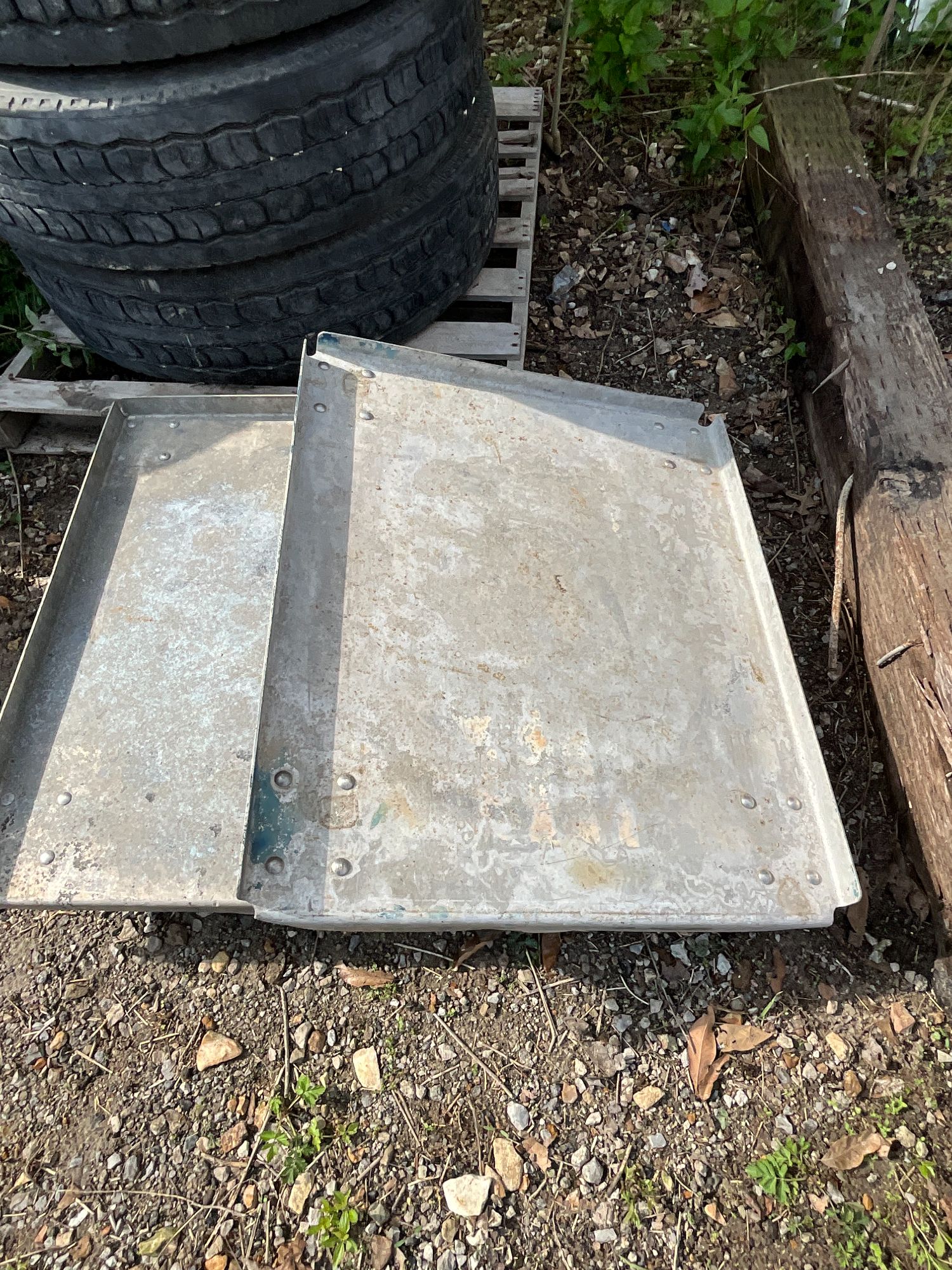 Lot image 2