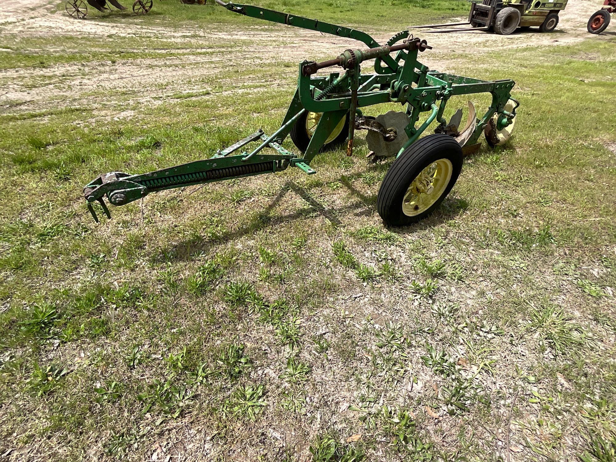 Lot image 1
