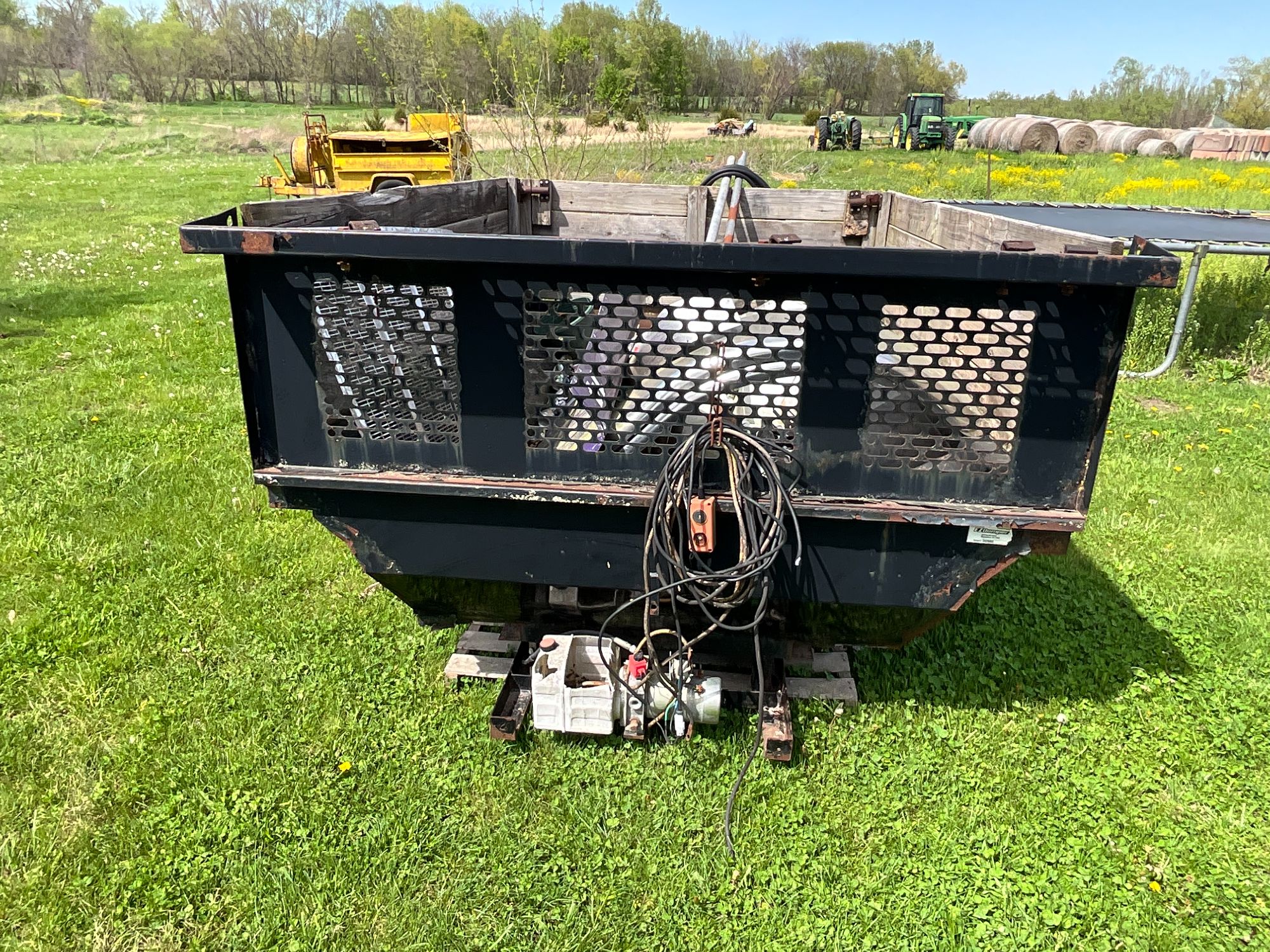 Lot image 1