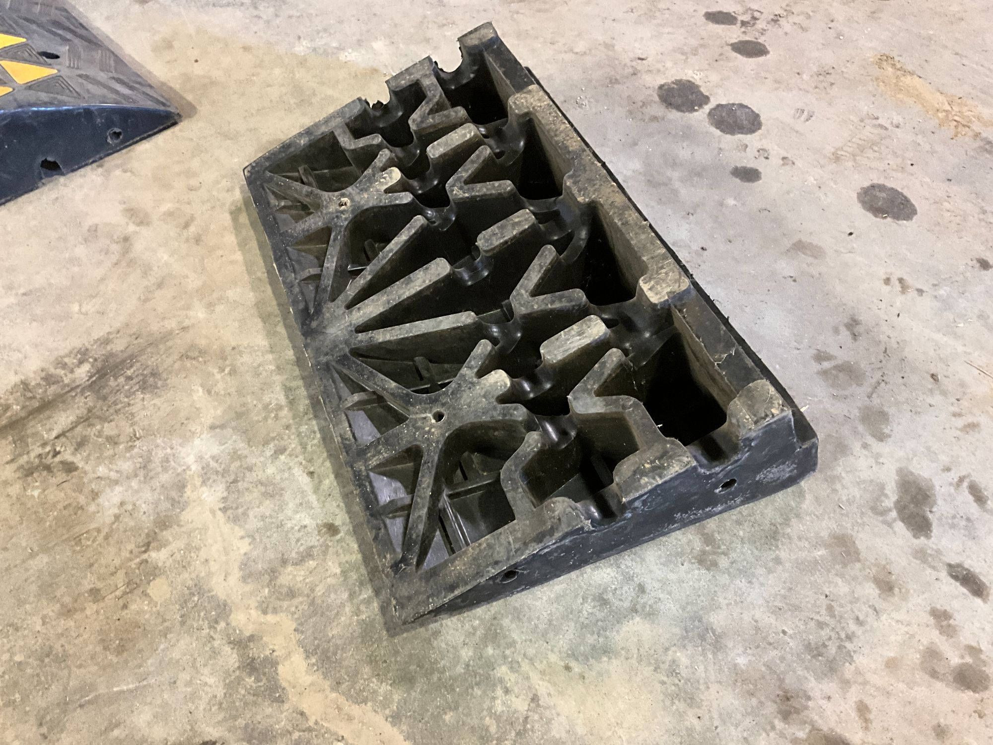 Lot image 3