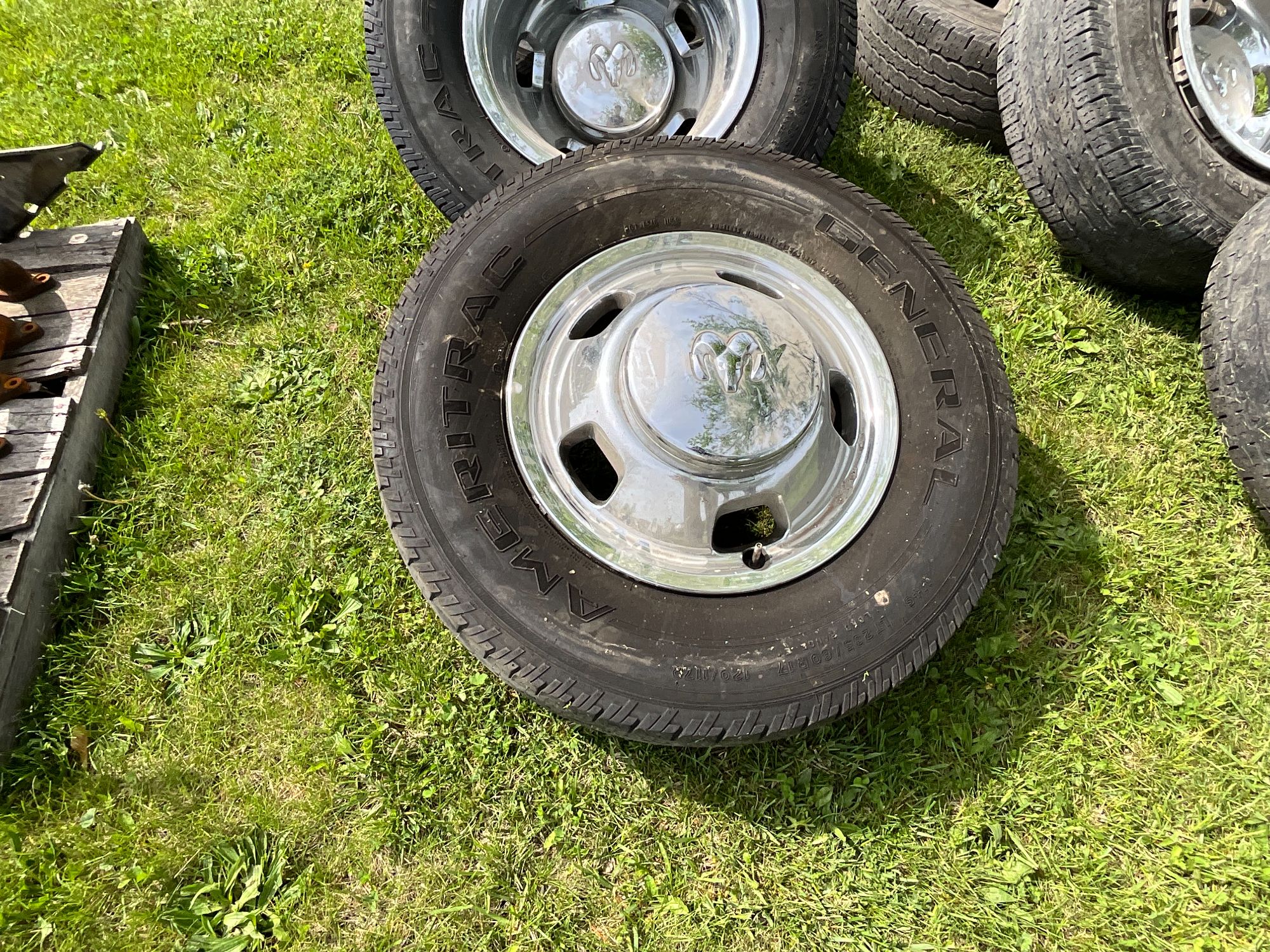 Lot image 2