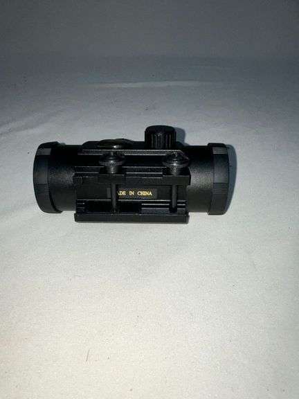 BSA Laser Genetics flashlight in case