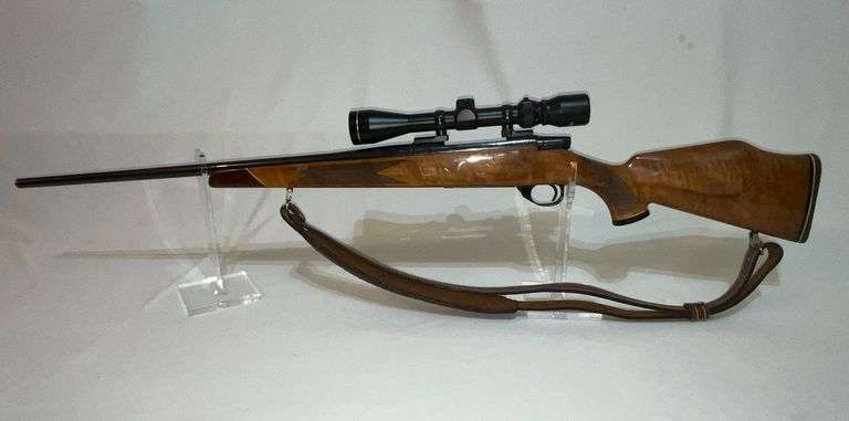 Weatherby Vanguard 300.300 WIN MAG rifle