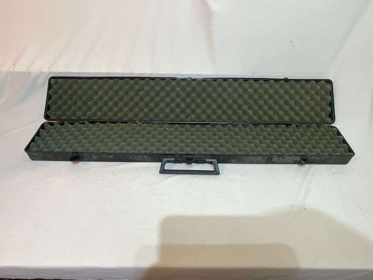 Woodstream hard gun case, foam lined