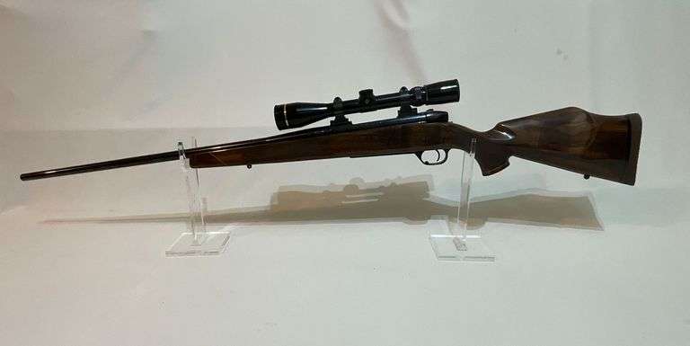 Weatherby Mark V 257 WBY MAG rifle