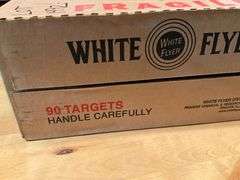 White Flyers clay birds, box of 90.