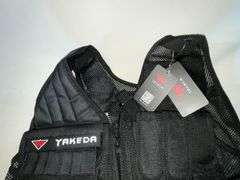 Yakeda tactical vest, with new tags