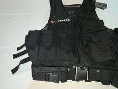 Yakeda tactical vest, with new tags