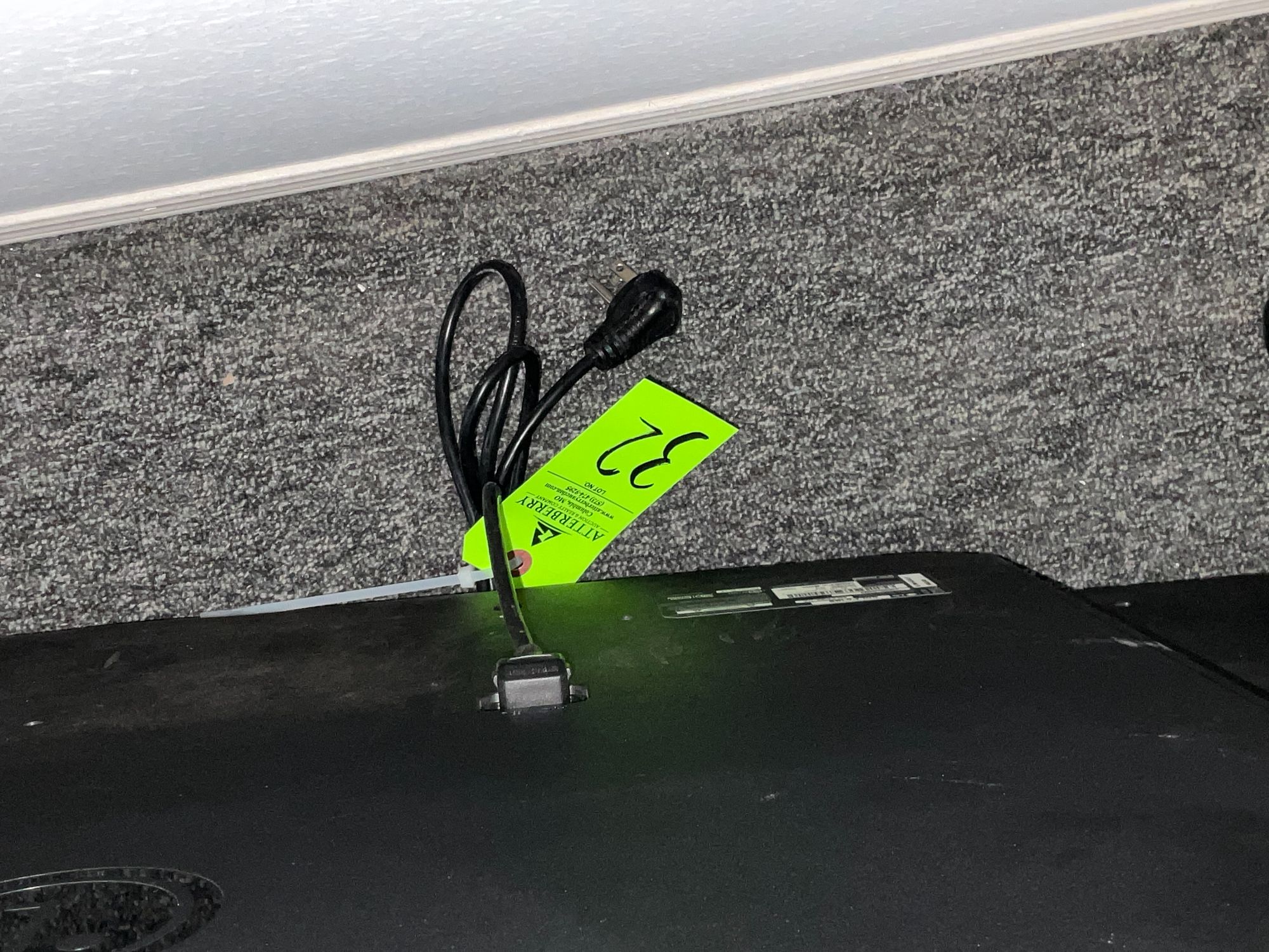 Lot image 4