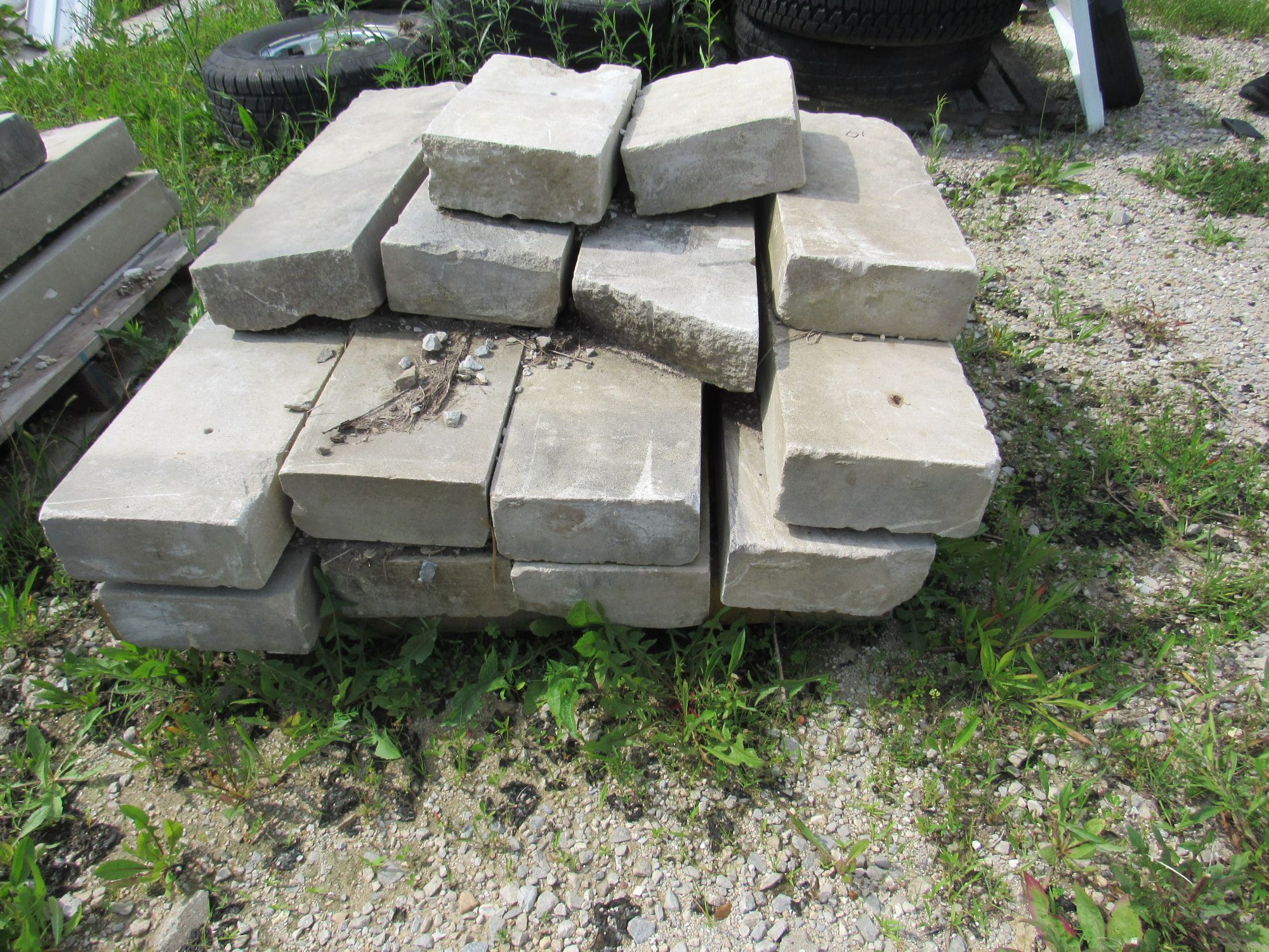 Lot image 3