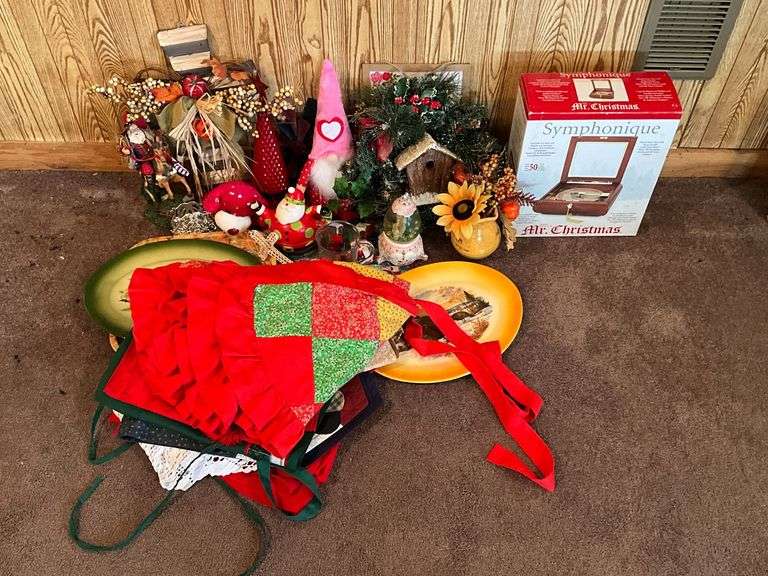 Holiday decorations, Christmas image