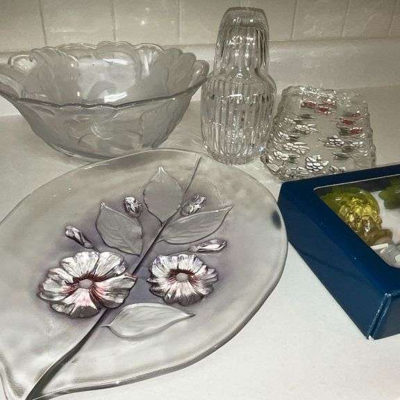 Mikasa serving bowl, oval trays, bottle stoppers