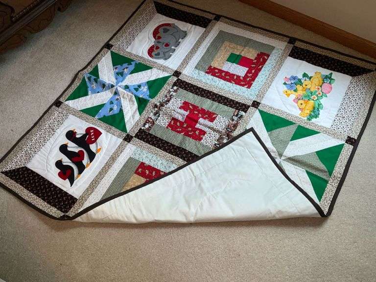 Machine quilted panel wall hanging