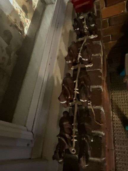Cast iron 8-horse hitch and wagon