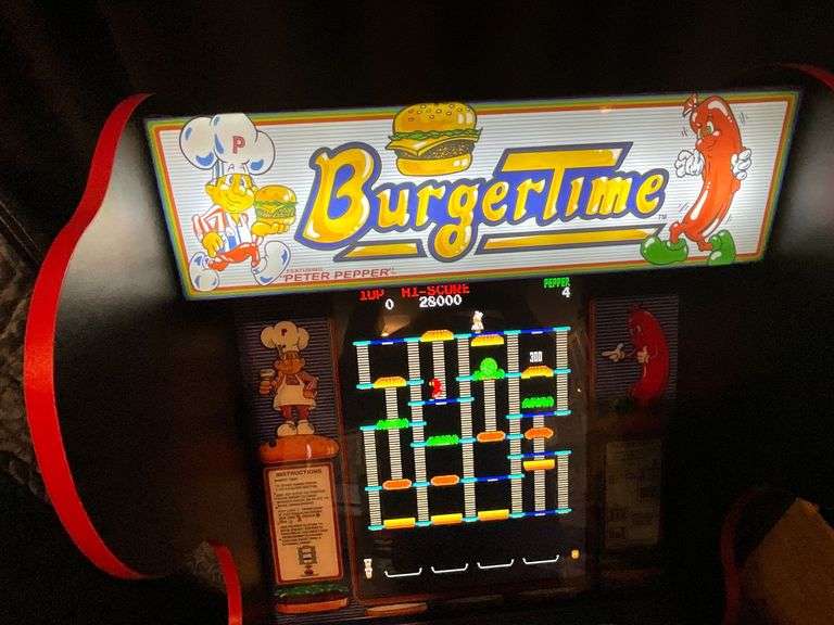 Burgertime featuring "Peter Pepper" arcade game, working condition
