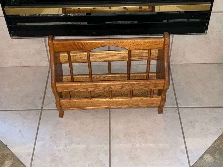 Wooden magazine rack