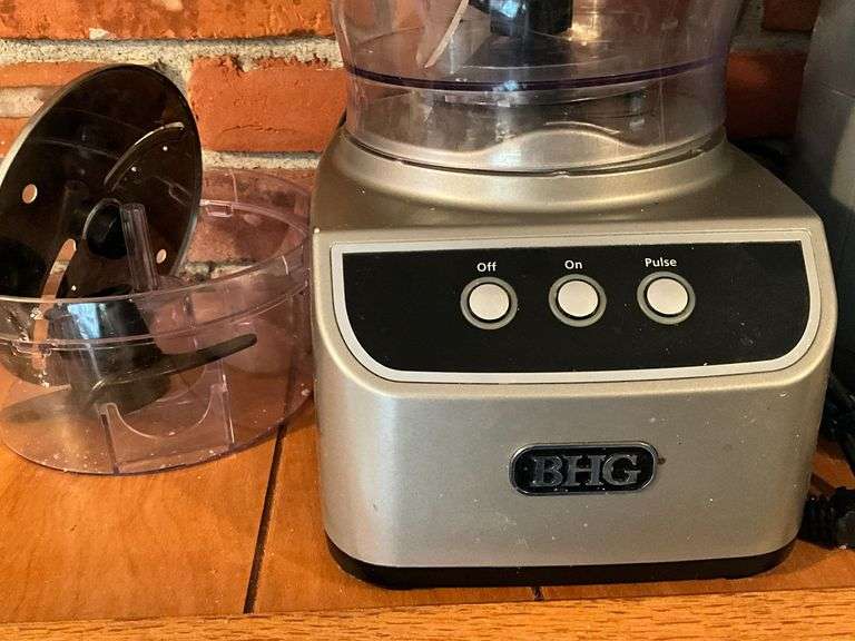BHG Food Processor with accessories