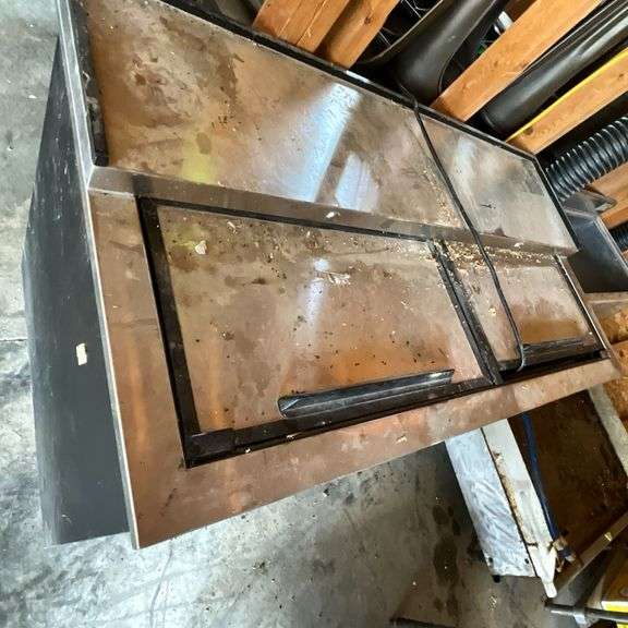 Model 178HBB50HC two-door cooler